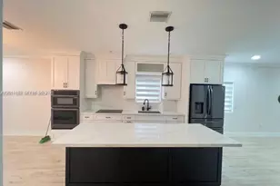 897 E 20th St, Hialeah, FL 33013 - Photo 3