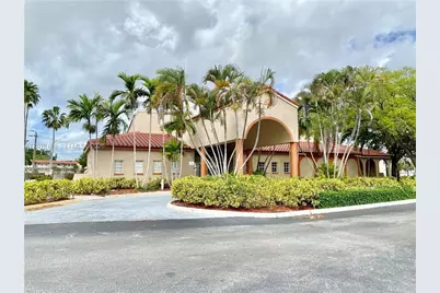 365 SW 86th Ave #203, Pembroke Pines, FL 33025 - Photo 11