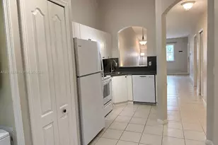 2151 NW 77th Way, Pembroke Pines, FL 33024 - Photo 3