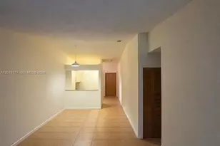 10908 SW 72nd St, Miami, FL 33173 - Photo 21