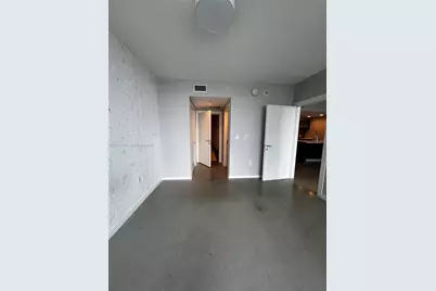 200 Biscayne Boulevard Way #3110, Miami, FL 33131 - Photo 11