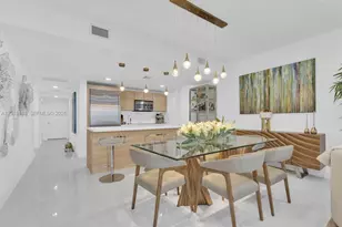 16385 Biscayne Blvd, North Miami Beach, FL 33160 - Photo 5