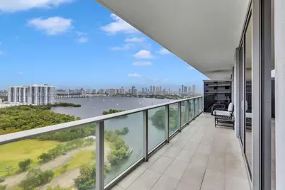 16385 Biscayne Blvd #2101, North Miami Beach, FL 33160 - Photo 1