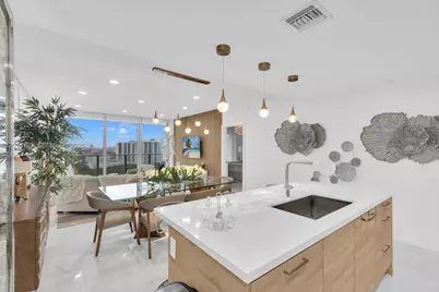 16385 Biscayne Blvd #2101, North Miami Beach, FL 33160 - Photo 11