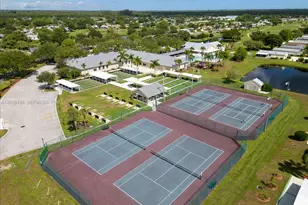 8208 W Bitterbush Ln, Port Saint Lucie, FL 34952 - Photo 29