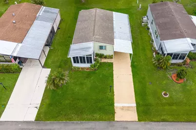 8208 W Bitterbush Ln, Port Saint Lucie, FL 34952 - Photo 23