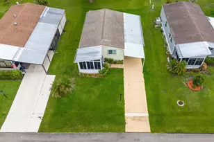 8208 W Bitterbush Ln, Port Saint Lucie, FL 34952 - Photo 23