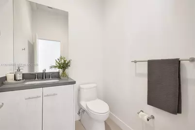 820 NE 7th St #G, Fort Lauderdale, FL 33304 - Photo 29