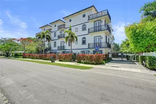 820 NE 7th St, Fort Lauderdale, FL 33304 - Photo 7