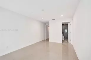 820 NE 7th St, Fort Lauderdale, FL 33304 - Photo 15