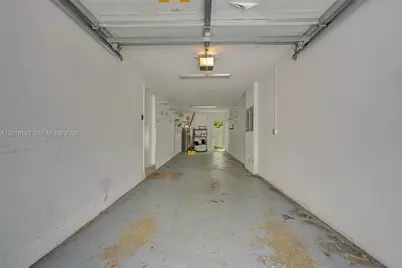 820 NE 7th St #G, Fort Lauderdale, FL 33304 - Photo 9