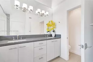 820 NE 7th St, Fort Lauderdale, FL 33304 - Photo 49