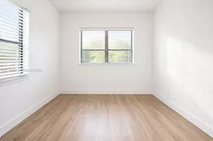 1815 NE 154th St, North Miami Beach, FL 33162 - Photo 11