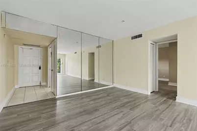 3250 N Palm Aire Dr #406, Pompano Beach, FL 33069 - Photo 33