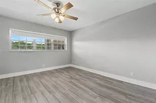 3250 N Palm Aire Dr, Pompano Beach, FL 33069 - Photo 17