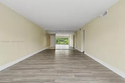 3250 N Palm Aire Dr #406, Pompano Beach, FL 33069 - Photo 31