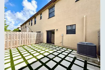 5408 SW 14th Ct, North Lauderdale, FL 33068 - Photo 27