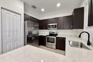 5408 SW 14th Ct, North Lauderdale, FL 33068 - Photo 5