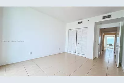 19400 Turnberry Way #1132, Aventura, FL 33180 - Photo 15