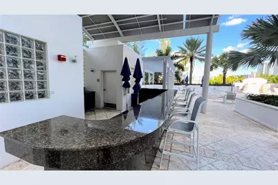 19400 Turnberry Way #1132, Aventura, FL 33180 - Photo 39