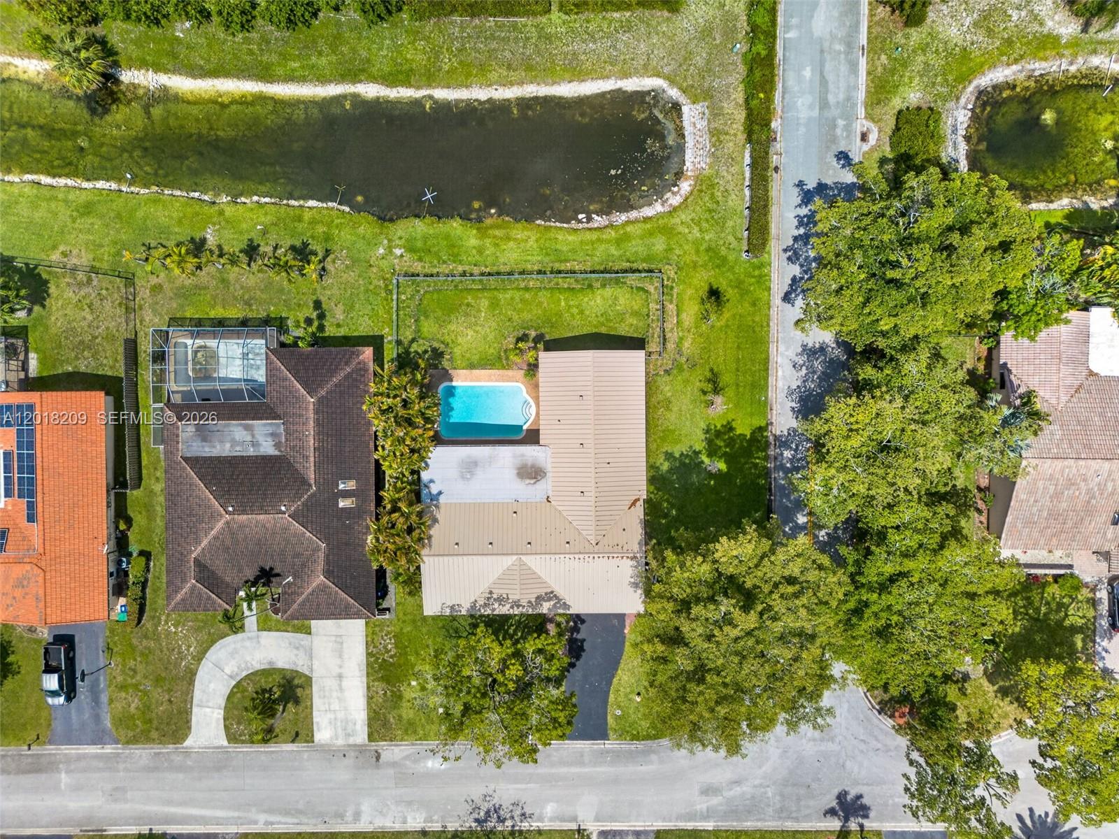 1980 NW 81st Ave main architectural view