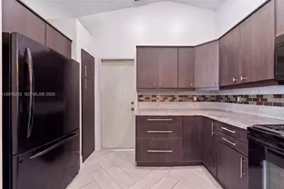 4334 Mahogany Ridge Dr #4334, Weston, FL 33331 - Photo 3