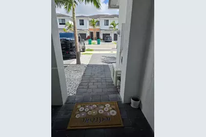 10906 SW 232nd Ter, Homestead, FL 33032 - Photo 5