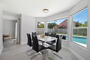 13910 Monticello St, Davie, FL 33325 - Photo 9