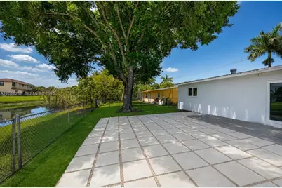 1530 NW 47th Ave, Lauderhill, FL 33313 - Photo 19