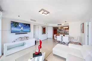17201 Collins Ave, Sunny Isles Beach, FL 33160 - Photo 7