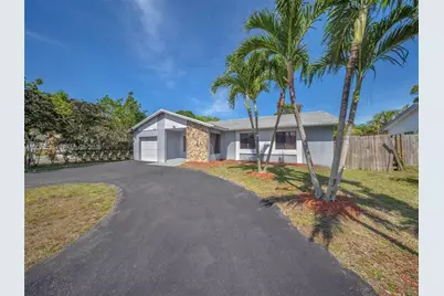 1027 SW 49th Ter, Margate, FL 33068 - Photo 5