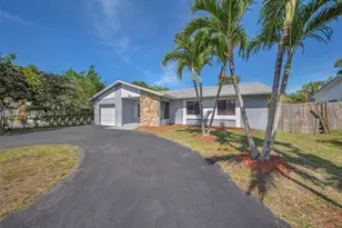 1027 SW 49th Terrace, Margate, FL 33068 - Photo 5
