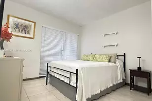 761 NE 199th St, Miami, FL 33179 - Photo 9