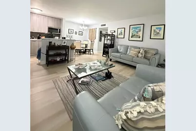 761 NE 199th St #102, Miami, FL 33179 - Photo 3