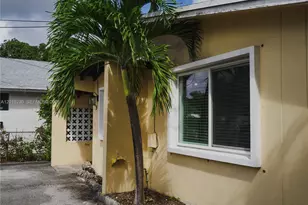 149 NW 17th Pl, Miami, FL 33125 - Photo 3