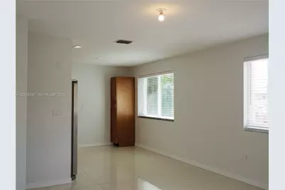 149 NW 17th Pl, Miami, FL 33125 - Photo 9