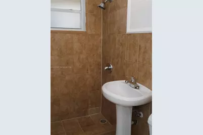 149 NW 17th Pl, Miami, FL 33125 - Photo 23