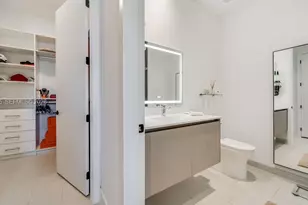 1030 15th St, Miami Beach, FL 33139 - Photo 11