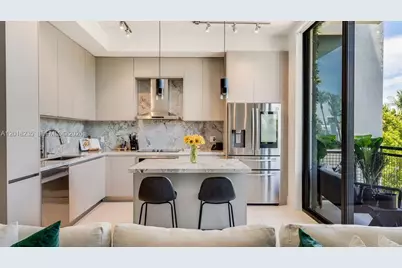 1030 15th St #201, Miami Beach, FL 33139 - Photo 3