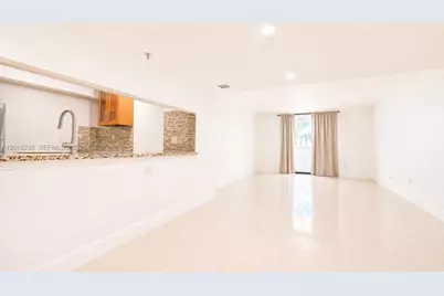 1621 Collins Ave #310, Miami Beach, FL 33139 - Photo 33