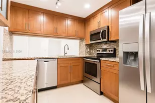 1621 Collins Ave, Miami Beach, FL 33139 - Photo 31