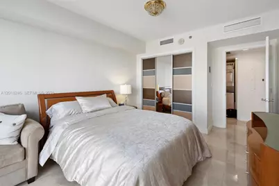 1800 S Ocean Dr #1005, Hallandale Beach, FL 33009 - Photo 23
