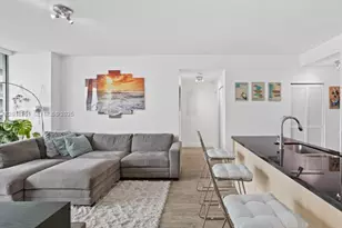 79 SW 12th St, Miami, FL 33130 - Photo 3