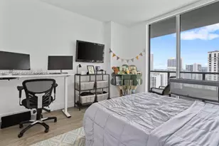 79 SW 12th St, Miami, FL 33130 - Photo 21