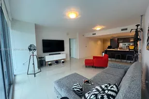 200 Biscayne Blvd Way, Miami, FL 33131 - Photo 9