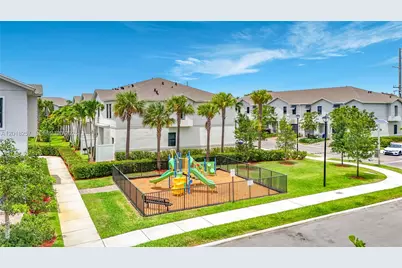 939 NW 3rd Ter #939, Pompano Beach, FL 33060 - Photo 39
