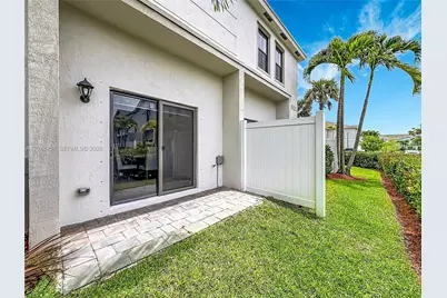 939 NW 3rd Ter #939, Pompano Beach, FL 33060 - Photo 37