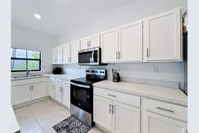 939 NW 3rd Ter #939, Pompano Beach, FL 33060 - Photo 15