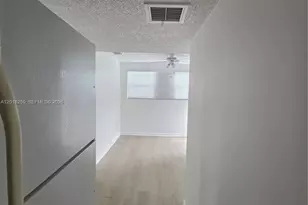 4601 SW 5th St, Miami, FL 33134 - Photo 21