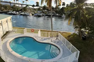 1610 NW N River Dr, Miami, FL 33125 - Photo 3